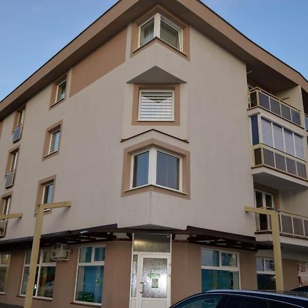 Apartman Mb Poprad Eksteriør billede