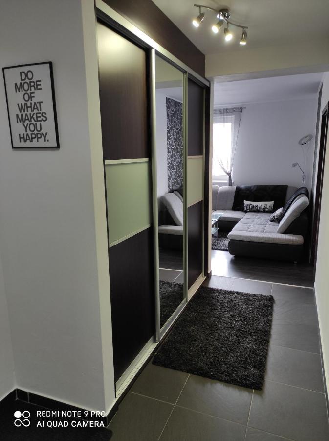 Apartman Mb Poprad Eksteriør billede